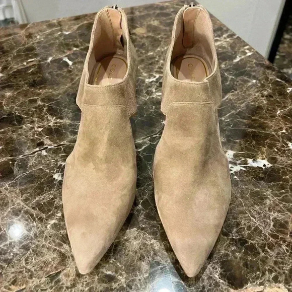 Cole Haan Ina Suede Cut-Out Shooties-Tan Suede Size 7.5-NEVER WORN - Picture 4 of 9